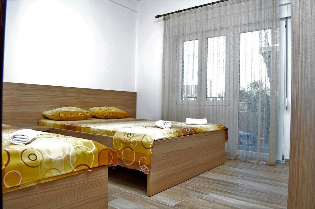 Apartments Md Lux 2 ซูโตมอเร ภายนอก รูปภาพ