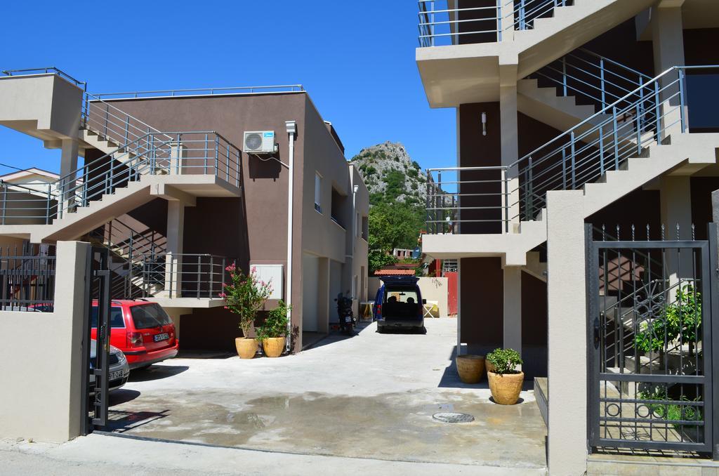 Apartments Md Lux 2 ซูโตมอเร ภายนอก รูปภาพ