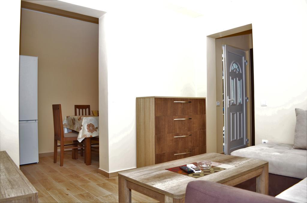 Apartments Md Lux 2 ซูโตมอเร ภายนอก รูปภาพ