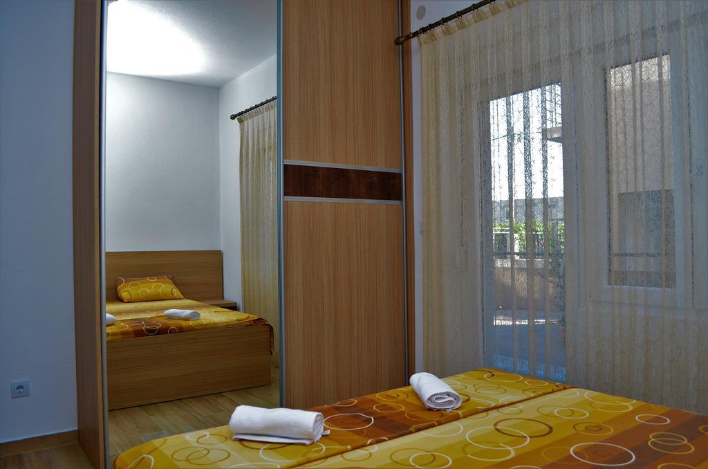 Apartments Md Lux 2 ซูโตมอเร ภายนอก รูปภาพ